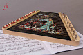 Гусли с нотами расписные, рисунок "Снегурочка", в комплекте: медиатор, инструкция и комплект трафаретов нот, двадцати известных народных песен