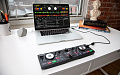 NUMARK DJ2GO2 Touch сверхпортативный DJ-контроллер, в комплекте ПО Serato DJ Intro