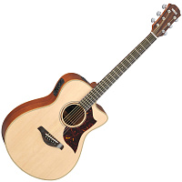 YAMAHA AC3M электроакустическая гитара Natural. Верхняя дека-массив ситхинской ели, нижняя дека-массив красного дерева, обечайка-массив красного дерева, гриф-красное дерево, накладка на гриф-черное дерево, бридж-черное дерево, колки литые хромированные