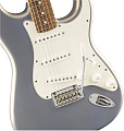 FENDER PLAYER STRATOCASTER®, PAU FERRO FINGERBOARD, SILVER электрогитара, цвет серый