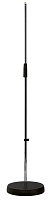 K&M 26000-300-55 прямая микрофонная стойка, круглое основание, высота 870-1565 мм, цвет чёрный