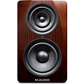 M-Audio M3-6   Профессиональный студийный tri-amped монитор ближней зоны, кевларовый нч вуфер 6", кевларовый сч драйвер 5", шёлковый 1" твиттер, расположен коаксиально с сч драйвером, входы XLR\TRS, частота воспроизведения 40 Гц-20 кГц, мощность 220Вт.