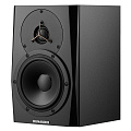 Dynaudio LYD-5 стереопара активных мониторов ближнего поля с черной лицевой панелью. 5" НЧ динамик. 50 Вт ВЧ/50 Вт НЧ, усилитель класса D