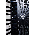 HOHNER The New Bravo III 96 white (A16711/A16712)  аккордеон 7/8, 3-голосный, правая клавиатура 37 клавиш, 7 регистров, левая клавиатура 96 басов, 3 регистра, цвет белый, диапазон (F-F), вес 8,6 кг