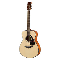 Yamaha FS820N акустическая гитара, верхняя дека массив ели, цвет натуральный