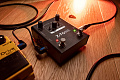 IK MULTIMEDIA Z-TONE Buffer Boost Гитарный и басовый предусилитель, дибокс с функциями контроля тона