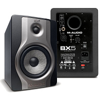 M-Audio BX5 CARBON  5-дюймовый (НЧ драйвер-кевлар) bi-amped студийный монитор ближней зоны,  входы  XLR\TRS, чуствительность 85 мВ, входное сопротивление 20 кОм балансный, 10 кОм небалансный, частота воспроизведения 56 Гц-24 кГц, мощность 70Вт.