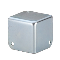 Adam Hall 4001  угол, металл, 41х41 мм
