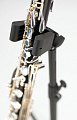 K&M 15060-011-55 подставка для кларнета, выс 70-120 см, ш 57-87 см, сталь, чёрная