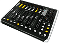 Behringer X-Touch Compact  компактный USB- контроллер