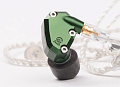 CAMPFIRE AUDIO Andromeda  Наушники-вкладыши премиум-класса, 5 арматурных драйверов: 2 х ВЧ-излучателя, СЧ-излучатель, 2 х НЧ-излучателя, диапазон частот 10-28000 Гц, чувствительность 115 дБ, импеданс 12.8 Ом, длина съемного кабеля 1.2 метра