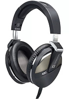 ULTRASONE Performance 880 Закрытые полноразмерные наушники Ultrasone Performance 880 стоят во главе серии Performance. Наушники Ultrasone Performance 880 имеют чистый, натуральный и прозрачный саунд с правильным тональным балансом. Модель станет отличным