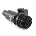 AKG P4 микрофон для барабанов, перкуссии, духовых и комбо