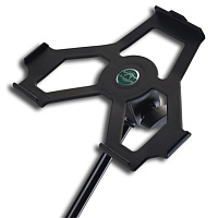 K&M 19712-300-55  держатель для iPad 2 и старше, крепится к микрофонной стойке на резьбу 3/8`, наклонный, поворотный