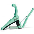 KYSER KGEFSGA каподастр для электрогитары, Fender Surf Green, зеленый