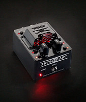 Laney IRT-PULSE гитарный USB-интерфейс с ламповым предусилителем, USB In/Out, встроенный спикерный эмулятор, выход на наушники
