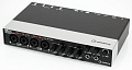 Steinberg UR44  USB аудио интерфейс 