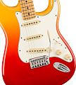 FENDER Player Plus STRAT MN TQS электрогитара, цвет оранжевый, чехол в комплекте