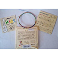 AQUILA KIDS 138U разноцветные струны для укулеле сопрано/концерт/тенор. В комплекте брошюра и стикеры
