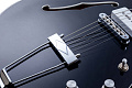 VOX BOBCAT V90B полуакустическая электрогитара, конфигурация звукоснимателей 2xP90, цвет черный