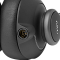 AKG K371 закрытые накладные складываемые наушники. Импеданс 32 Ом. Частотный диапазон 5-40000 Гц. Чувствительность 114 дБ