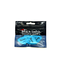 BlackSmith Triangle TAP114SB-H Heavy 1.14mm Sky Blue упаковка медиаторов, delrin, 1.14 мм, 12 шт.